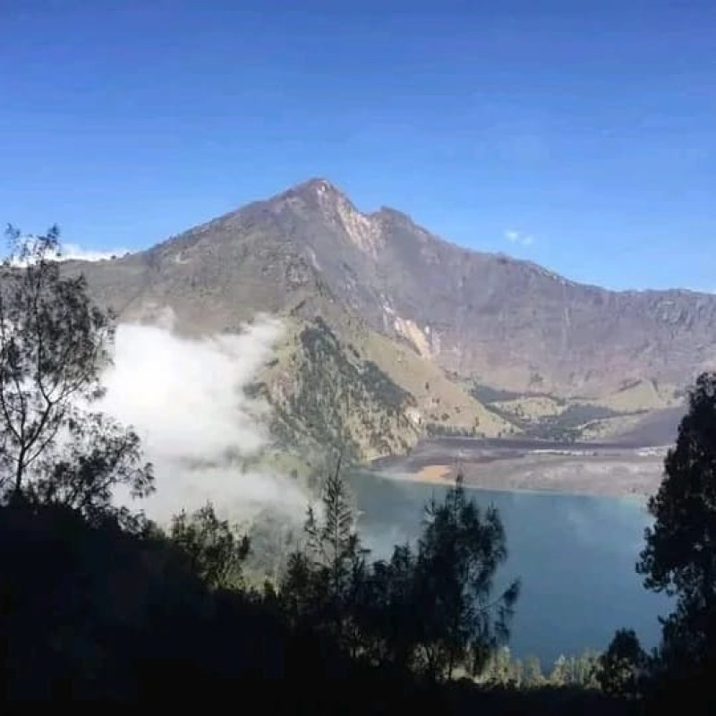 Crater rim, Sembalun Without Summit 2D2N Crater rim, Sembalun Without Summit 2D2N