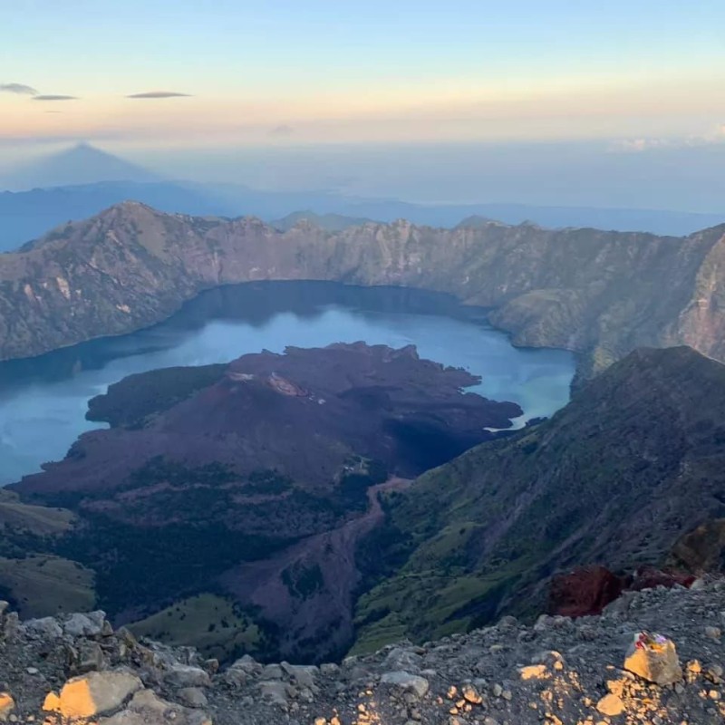 Crater rim, Sembalun Without Summit 2D2N Crater rim, Sembalun Without Summit 2D2N