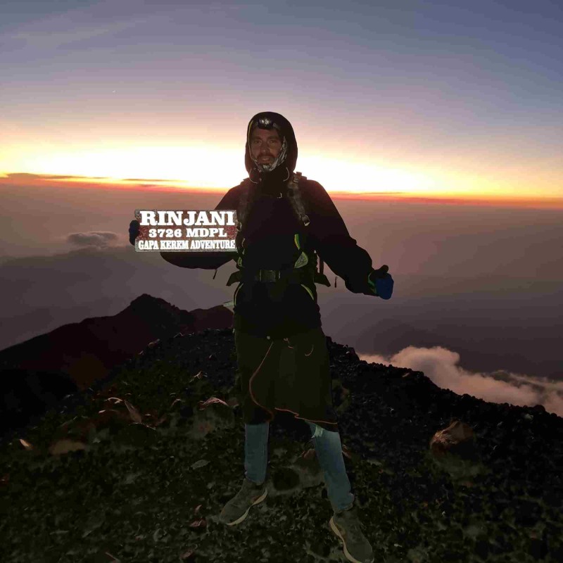 Crater rim, Sembalun Without Summit 2D2N Crater rim, Sembalun Without Summit 2D2N