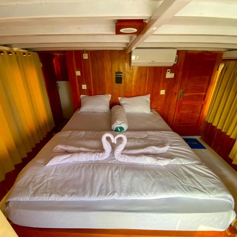Komodo Boat Trip (3D2N) Komodo Boat Trip (3D2N)